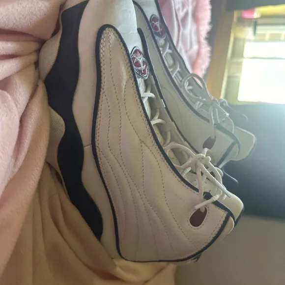 NIKE Air Jordan Pro Strong Gs - Picture 3 of 5